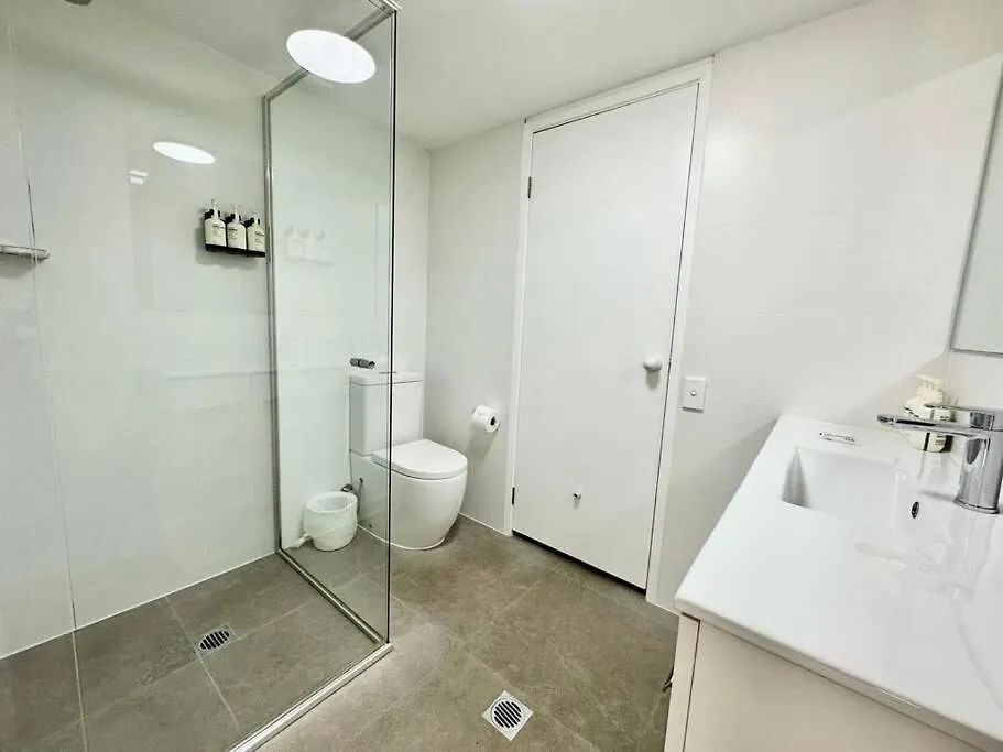 Diamond Beach Resort, Upgraded 76 Gold Coast Australia