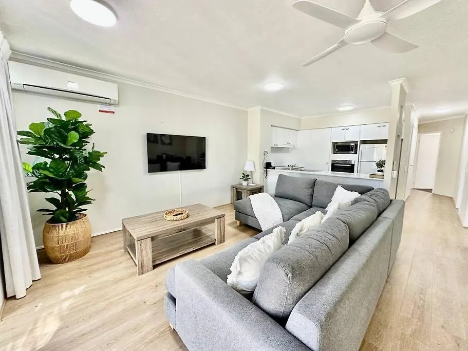 Diamond Beach Resort, Upgraded 76 Gold Coast